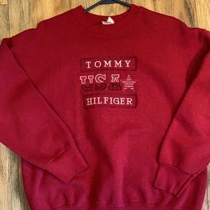 Tommy Hilfiger crewneck size small
